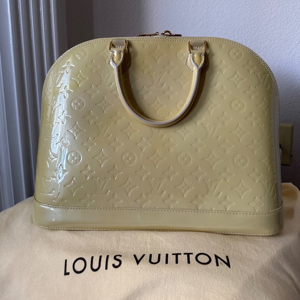 Louis Vuitton Alma